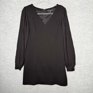 White House Black Market‎ Size 4 Shift Dress Pleated Sleeves Short Cocktail WHBM